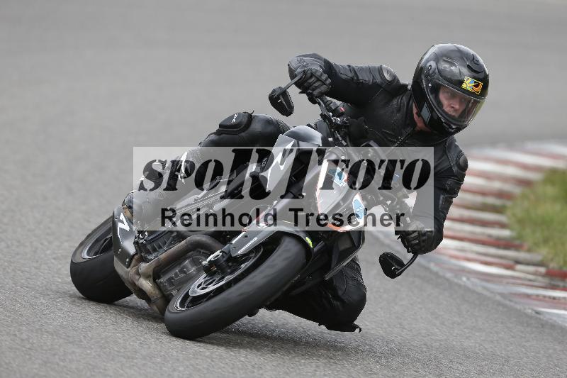 /Archiv-2025/04 13.04.2025 Get Faster Caremotion ADR/Gruppe gruen/46